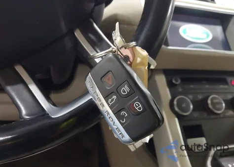 2015 Land Rover Range Rover Evoque Pure z USA, uszkodzony, nr VIN SALVN2BG0FH015114